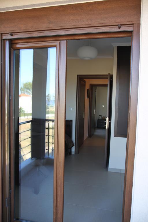 AM Beach House Nea Moudania Exterior foto